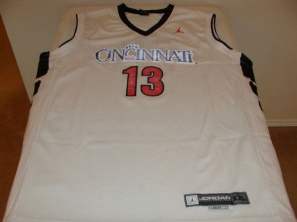 #13 CINCINNATI Bearcats NCAA Basketball White Throwback Team Jersey