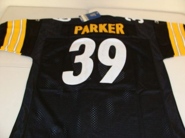 Reebok NFL Pittsburgh Steelers Parker #39 Jersey - Depop