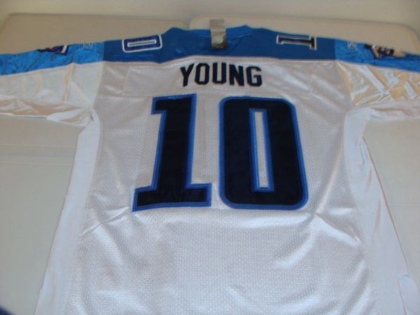 10 VINCE YOUNG Tennessee Titans NFL QB Red Throwback Jersey