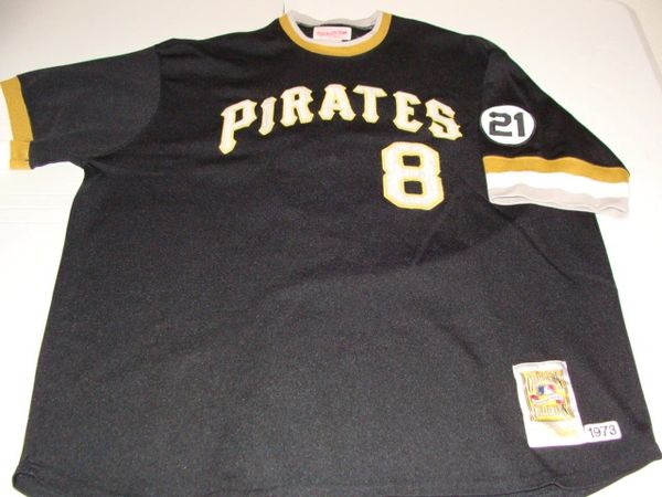 MLB Pittsburgh Pirates Men's Cooperstown Baseball Jersey.