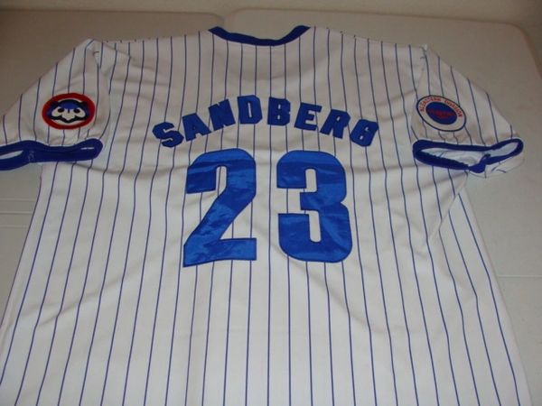 Men's Mitchell and Ness Chicago Cubs #23 Ryne Sandberg Replica