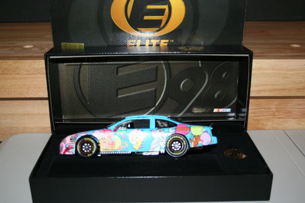 1998 Elite 1/24 #9 Cartoon Network Happy Birthday Ford Taurus Lake Speed CWC