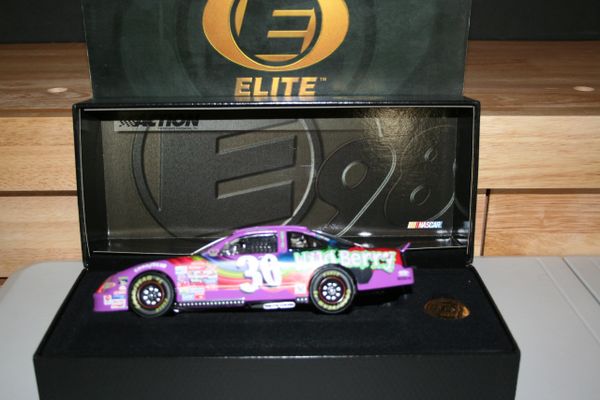 1998 Elite 1/24 #36 Skittles Wild Berry Pontiac GP Ernie Irvan CWC