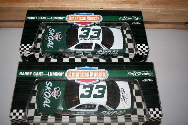 1995 Ertl 1/18 #33 Skoal Bandit 1994 Chevy Lumina Harry Gant CWC AUTOGRAPHED