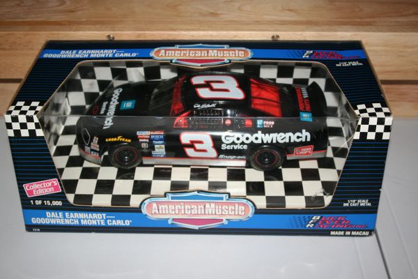 1995 Ertl 1/18 #3 GM Goodwrench Service Chevy MC Dale Earnhardt CWC