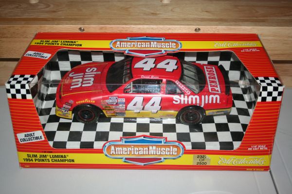 1995 Ertl 1/18 #44 Slim Jim "1994 Points Champion" BGN Chevy Lumina David Green CWC