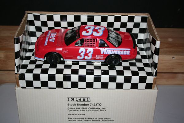 1994 Ertl 1/18 #33 H&W Winnebago ASA Chevy Lumina Brad Loney CWC