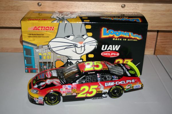 2003 RCCA 1/24 #25 UAW Delphi "Looney Tunes Bugs Bunny" Chevy MC Joe Nemechek CWC