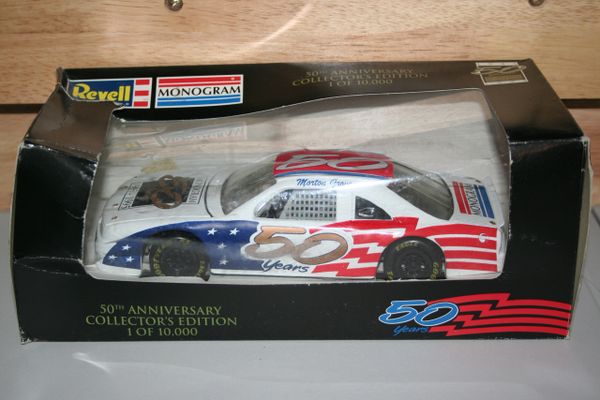 1995 Revell 1/24 #50 Revell Monogram "50th Anniversary" Ford Tbird Promo CWC
