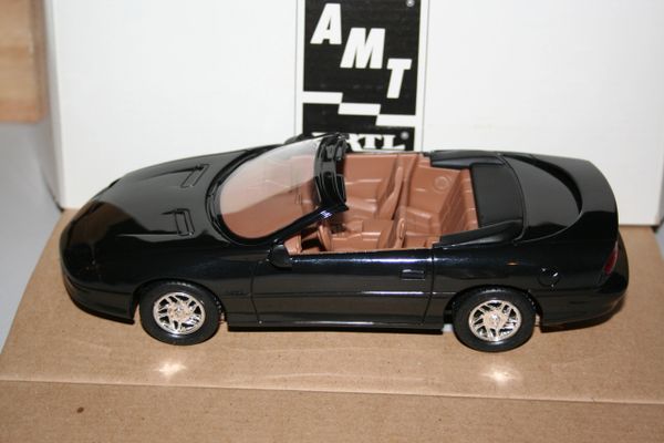 1995 AMT Ertl 1/25 Chevy Camaro Z28 Black Convertible CWC