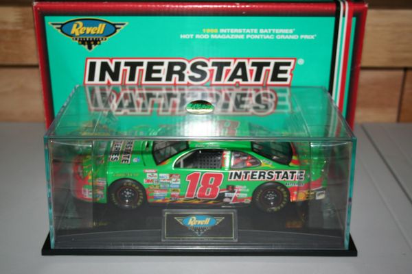 1998 Revell 1/24 #18 Interstate Batteries HOT ROD Magazine Pontiac GP Bobby Labonte CWC