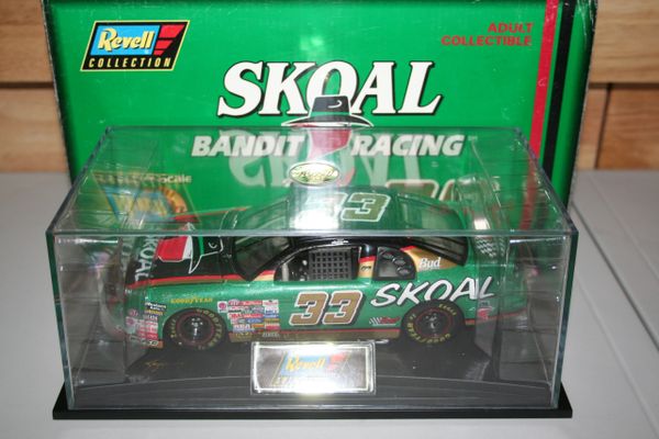 1998 Revell 1/24 #33 Skoal Bandit Bud Shootout Race Chevy MC Ken Schrader CWC