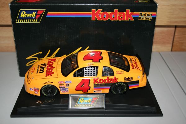 1996 Revell 1/24 #4 Kodak Film Chevy MC Sterling Marlin CWC