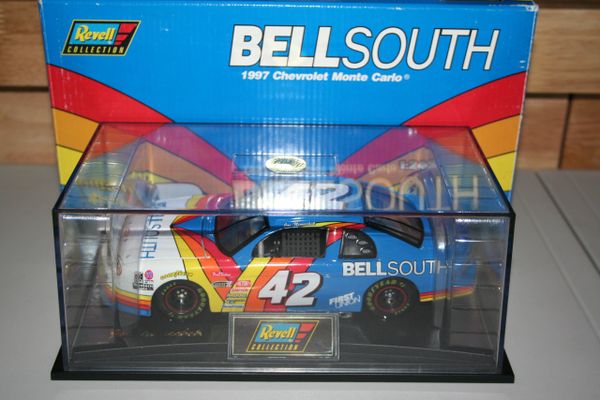 1997 Revell 1/24 #42 BellSouth Chevy MC Joe Nemechek CWC