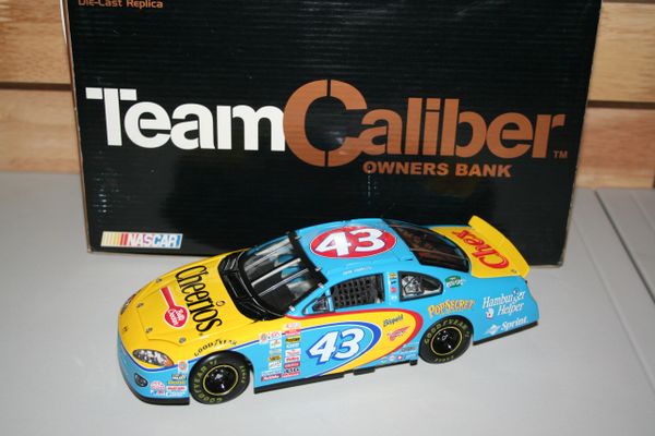 2001 TCO 1/24 #43 Cheerios Betty Crocker Dodge Intrepid R/T John Andretti CWB