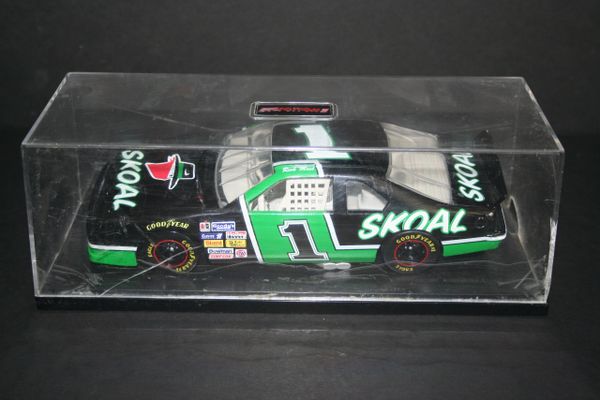 1995 Action 1/24 #1 Skoal Bandit Ford Thunderbird Rick Mast CWC No Box