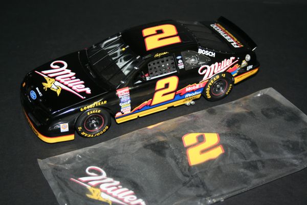1996 RR 1/24 #2 Miller Beer Splash Ford Tbird Rusty Wallace CWC LOOSE