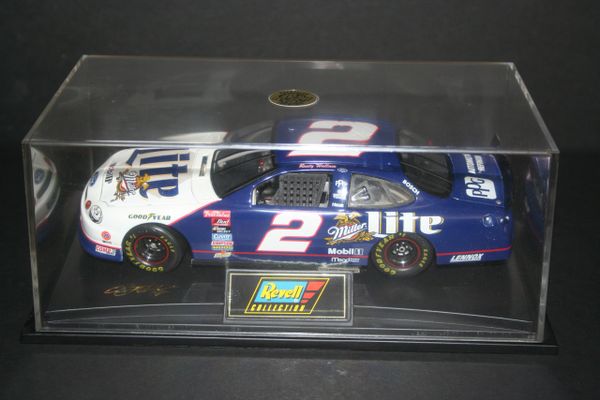 1999 Revell 1/24 #2 Miller Lite Beer Ford Taurus Rusty Wallace CWC No Box