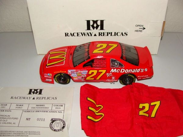 1993 RR 1/24 #27 McDonald's Ford Tbird Hut Stricklin CWC