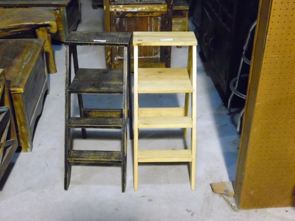 Wood Display Step Ladder