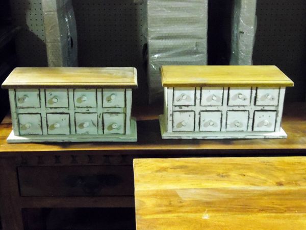 8 Drawer Apothecary, Spice or Jewlery Chest