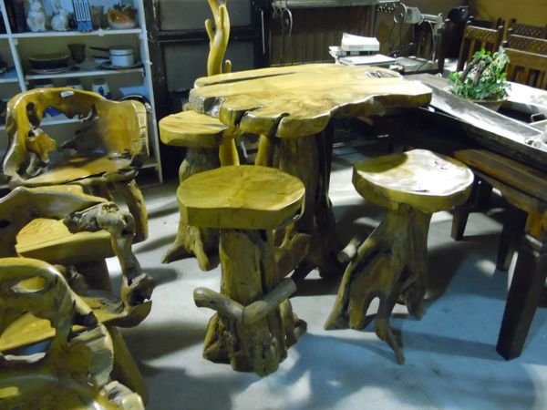 Table & 4 Stool Bar Set - Teak Wood