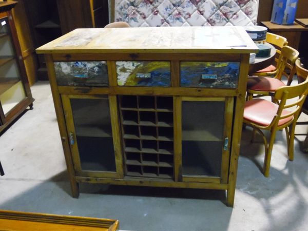 Cabinet with Center Wine Rack - Reclaim Wood
