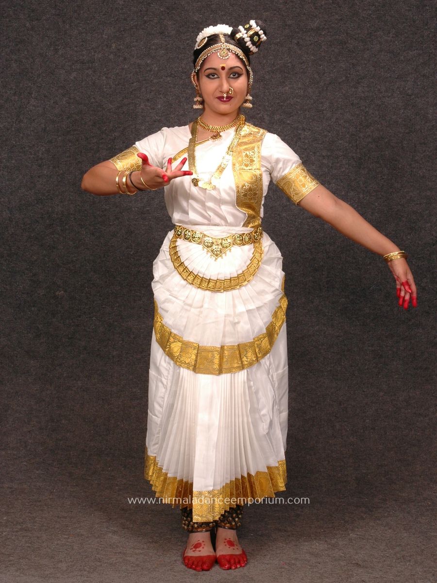 modern mohiniyattam dress White Golden Silk Mohiniyattam Dance Dress