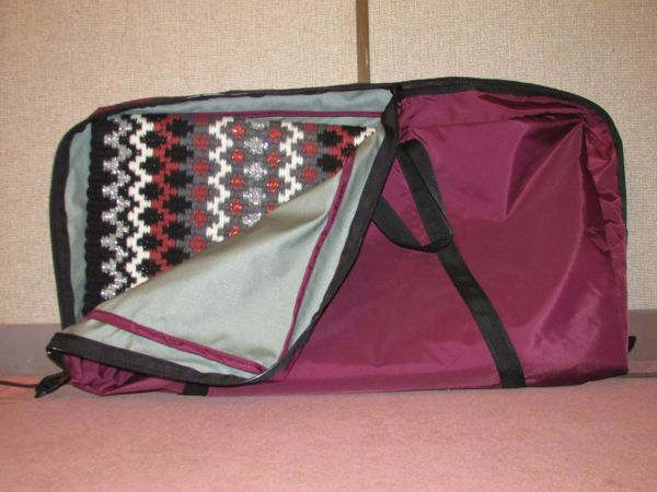 Western saddle pad carrier hot sale