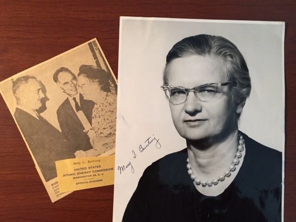 BUNTING, MARY SIGNED PHOTO PRESIDENT RADCLIFFE, HARVARD, ATOMIC ENERGY COMMISSION