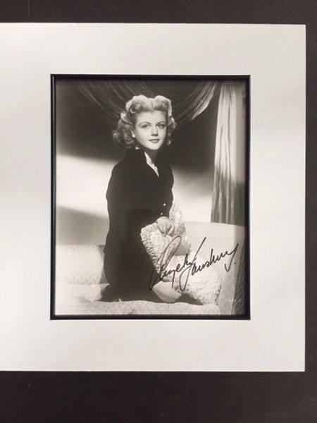 ANGELA LANSBURY SIGNED BLACK AND WHITE PHOTO OF HER AT YOUNG AGE