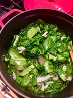 Dutch oven Braised collard greens