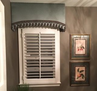 CORNICE WINDOW TREATMENT