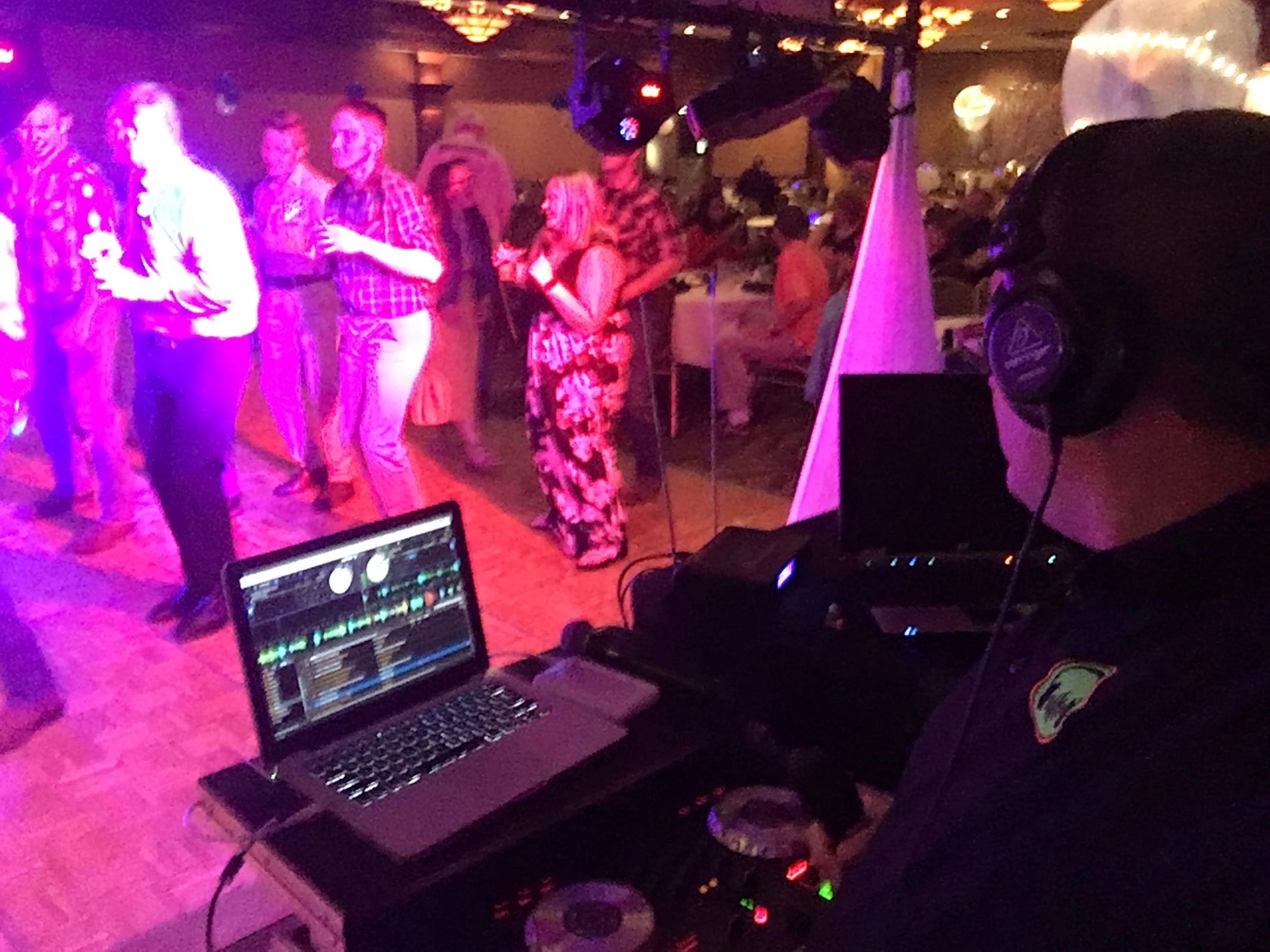 DJ Reno Entertainment