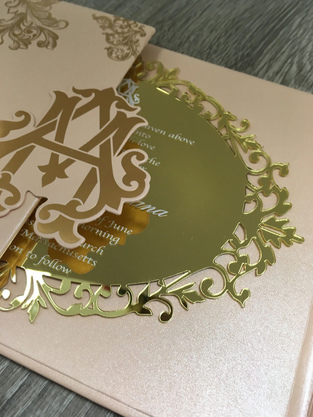 acrylic-topics/diy-acrylic-wedding-invitation-ideas-vellum-paper