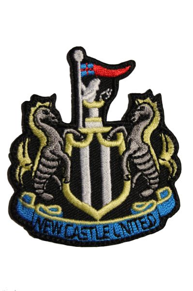 NEWCASTLE UNITED FC Logo SOCCER EMBROIDERED Iron - On PATCH CREST BADGE .. SIZE : 2.6" x 2.75" Inch