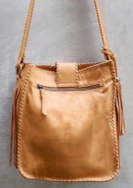 Stylish Spotted Cowhide Leather Messenger Crossbody Purse