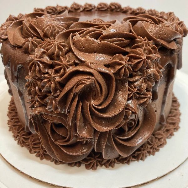 *KETO CHOCOLATE LAYER CAKE *THERE MAY BE A SURCHARGE FOR SAME DAY OR NEXT DAY ORDERS. PLEASE CALL BEFORE ORDERING.