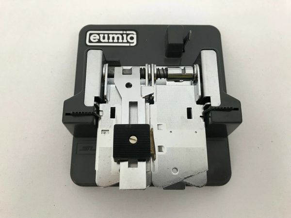 Eumig Super 8mm Bevel Edge Cement Splicer with Case