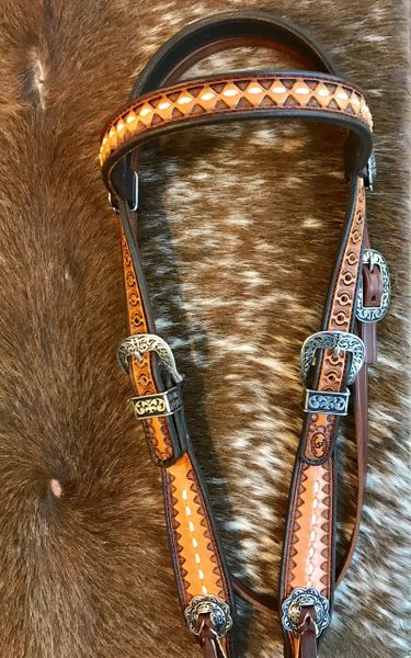 Medium Oil Basketweave Thunderbird Browband/One Ear Tack Set #BBBC489