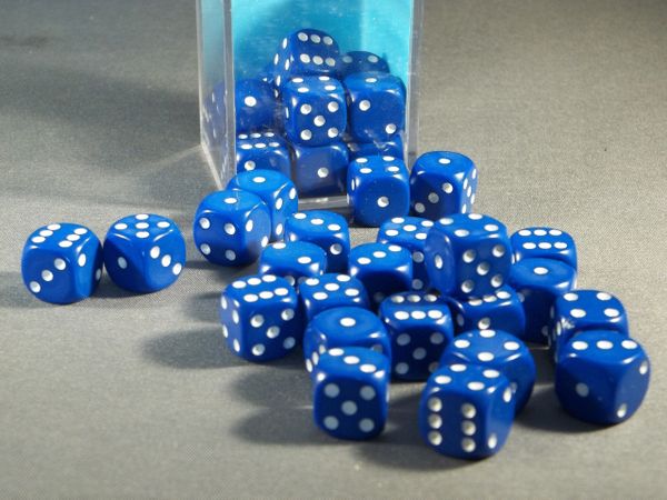 Chessex Opaque 12mm d6 Dice Block