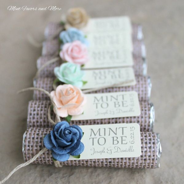 burlap wedding favor with mint rose