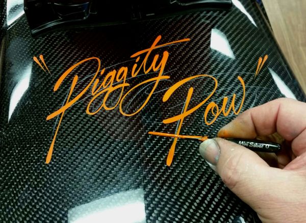 Jeff Von Dago Scozzaro  Von Dago Pro-Series Pinstriping brushes