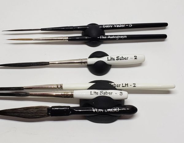 Von Dago Pro-Series Pinstriping brushes