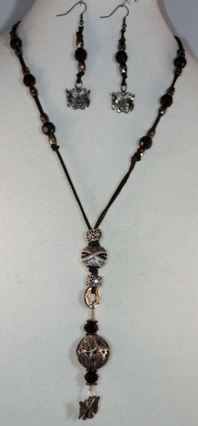 Black Deer Hide Filigree Gunmetal Silver Knob Necklace/Earring Set