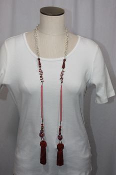 Tassel Lampwork Bead Lariat Necklace Shades of Red