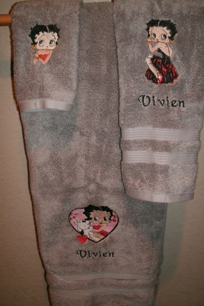 Betty Mix Personalized 3 piece Bath Towel Set