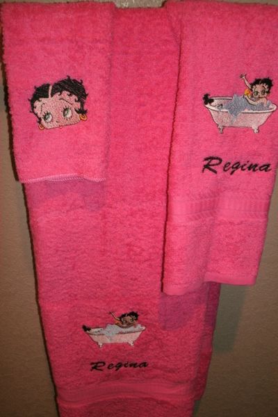 Personalized Betty Boop Bathtub 3 piece Towel Set
