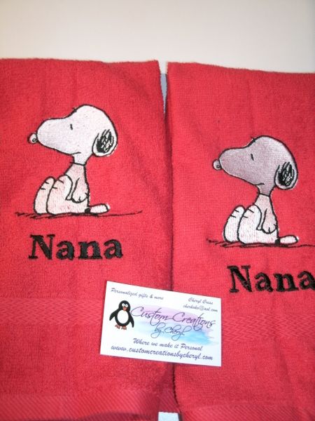 Snoopy Sitting Kitchen Towels Hand Towels 2 piece set