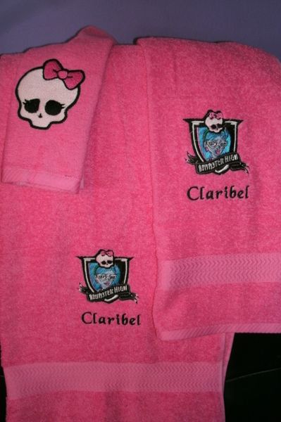 Monster High Ghoulia Personalized Towel Set